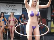 Şimdiye Kadarki En Sıcak Hula Hoop